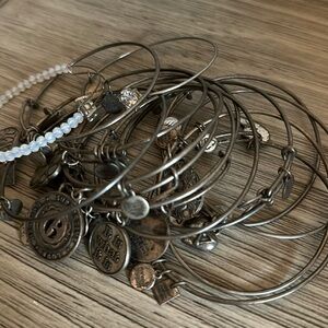 Alex & Ani